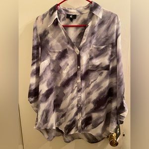 New with tags. Juniors IZ Byers purple abstract button down blouse.